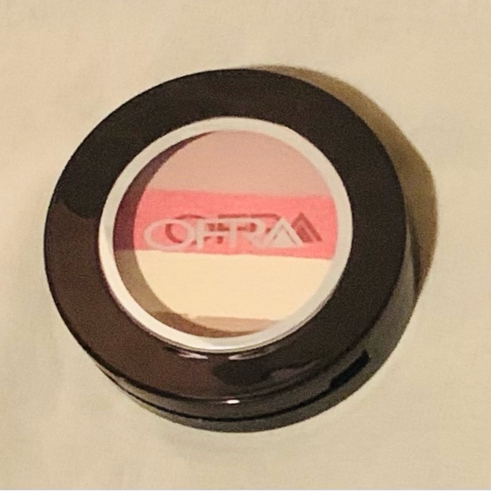 OFRA Blush/Bronzer—-BRAND NEW!!